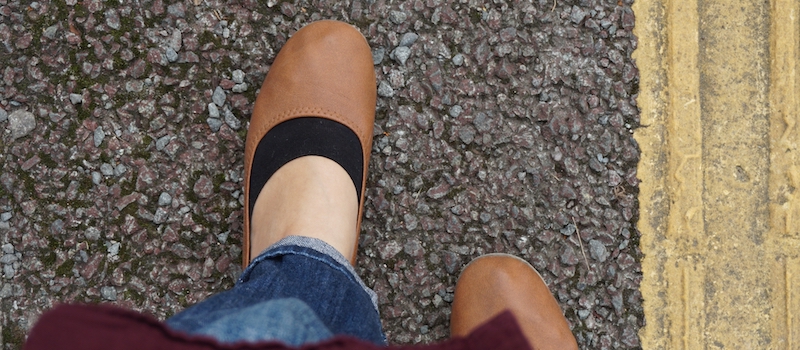 妊婦　フラットシューズ　スリッポン